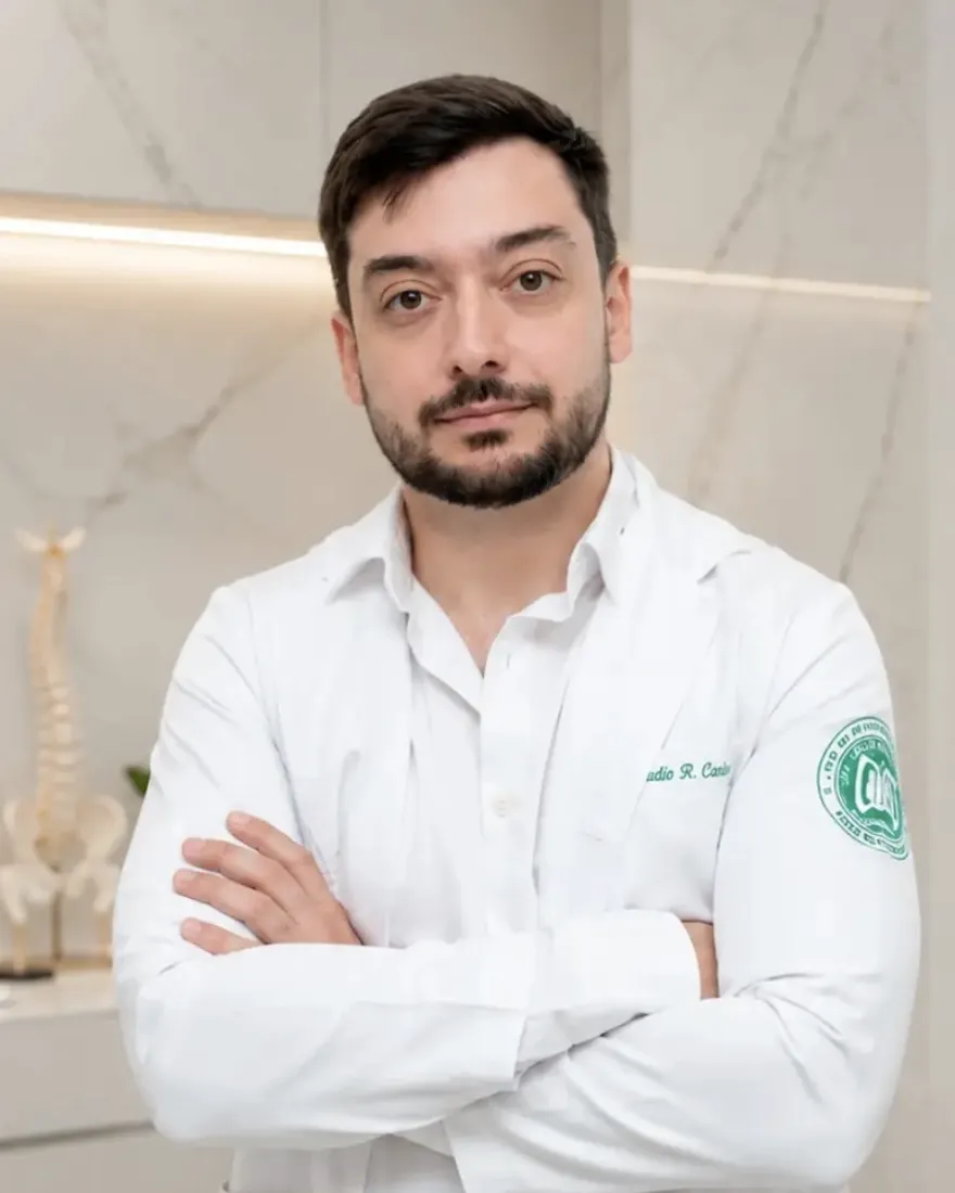 Dr. Carlos Prates, ortopedista especialista em quadril